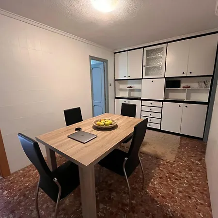 Manda Pola Apartment *